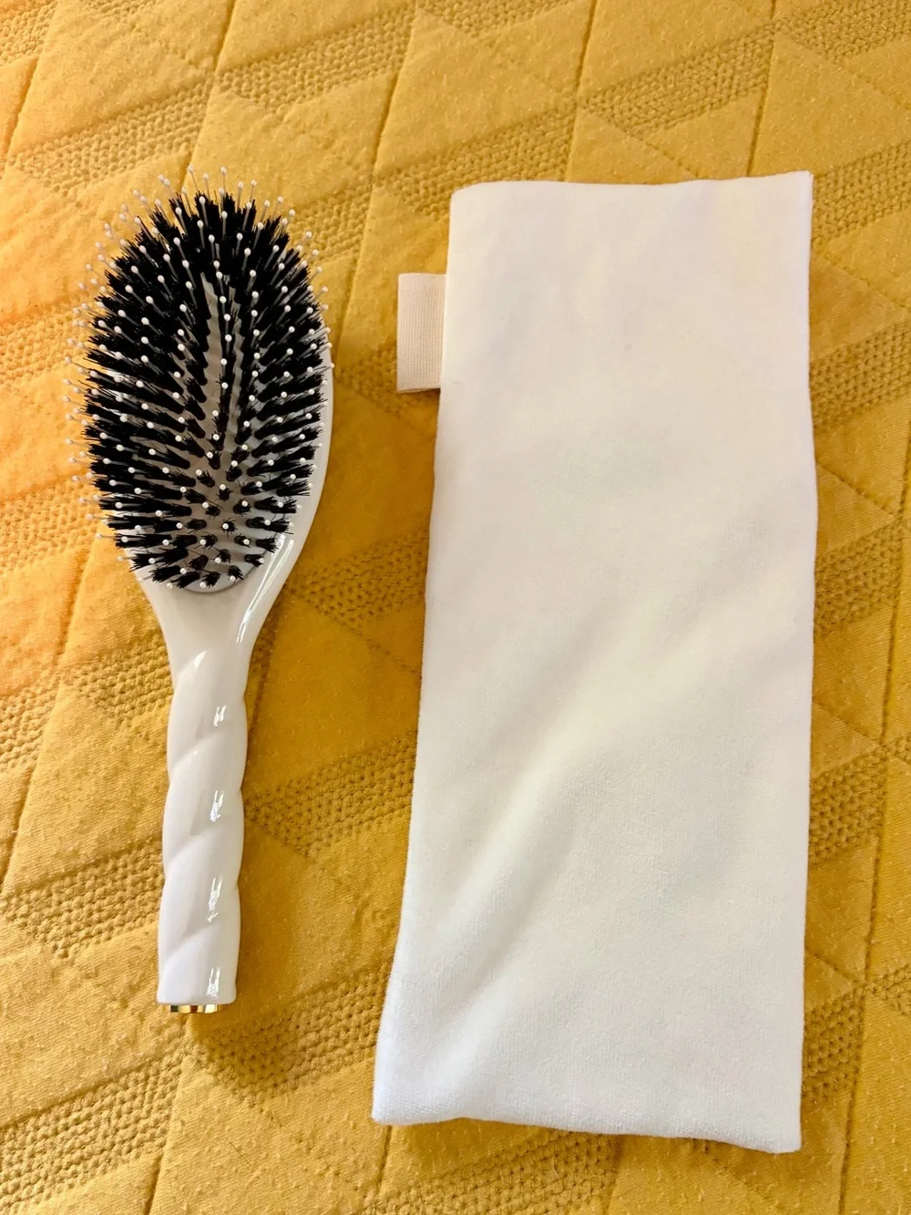 La Bonne Brosse #3 Limited Edition with Pouch